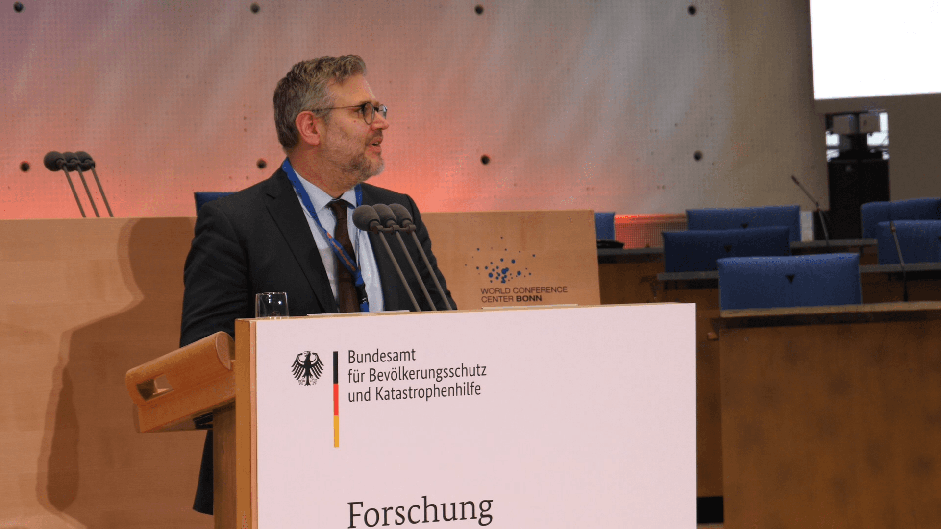 Dr. Jan-Erik Steinkrüger